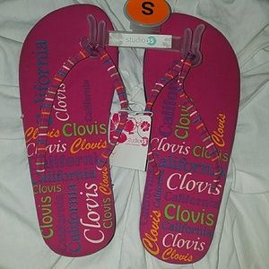 CLOVIS CALIFORNIA Thongs